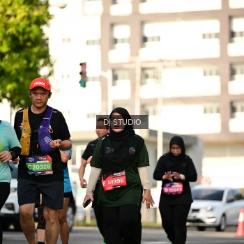 Runner Photo 4059858