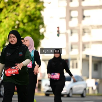 Runner Photo 4059875