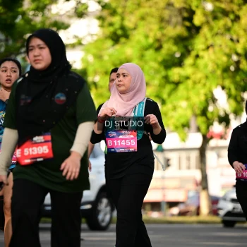 Runner Photo 4059876