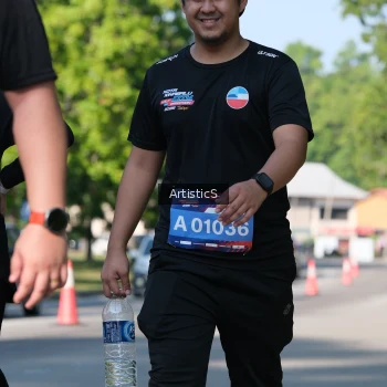 Runner Photo 4059903