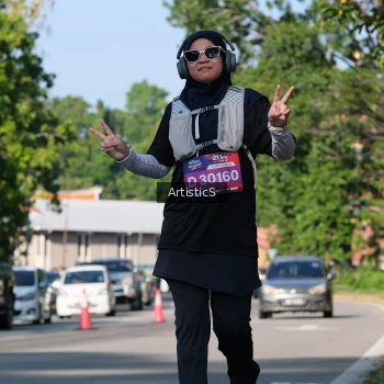 Runner Photo 4059973