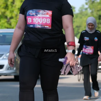 Runner Photo 4060023