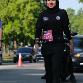 Runner Photo 4060043