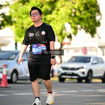 Runner Photo 4060053