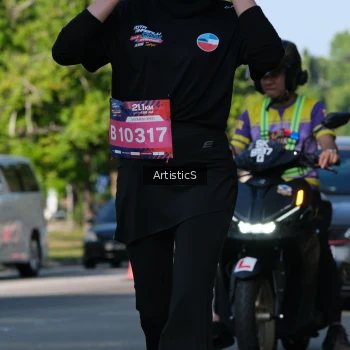 Runner Photo 4060071