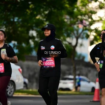 Runner Photo 4060106