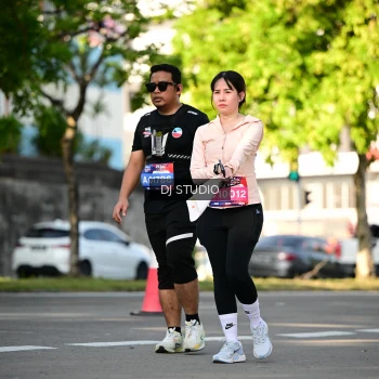 Runner Photo 4060184