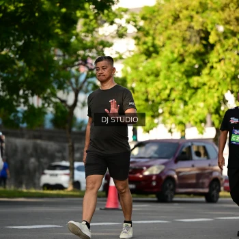 Runner Photo 4060202