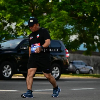 Runner Photo 4060293