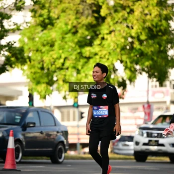 Runner Photo 4060353