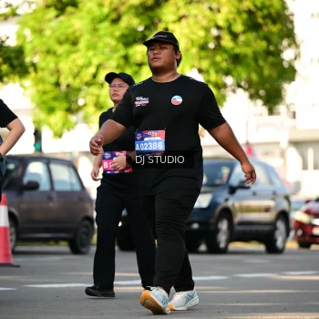 Runner Photo 4060354
