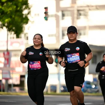 Runner Photo 4060571