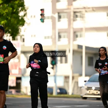 Runner Photo 4060602