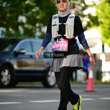 Runner Photo 4060645