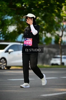 Runner Photo 4060698