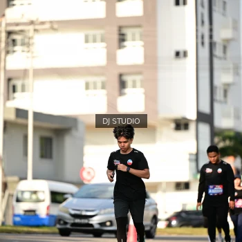 Runner Photo 4060786