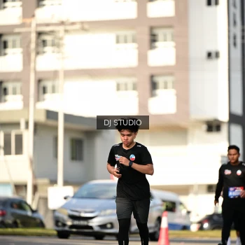 Runner Photo 4060796