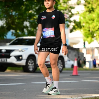 Runner Photo 4060909