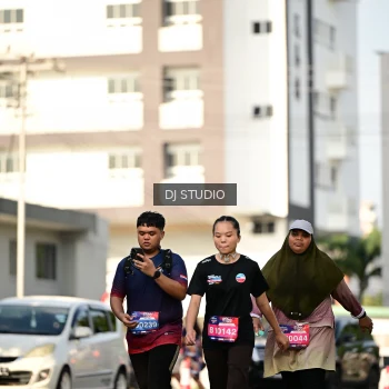 Runner Photo 4060937