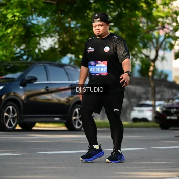Runner Photo 4061010