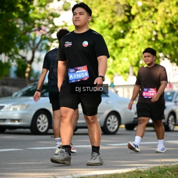 Runner Photo 4061055