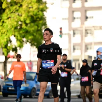 Runner Photo 4061086