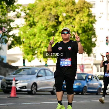Runner Photo 4061171
