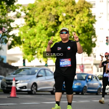 Runner Photo 4061172