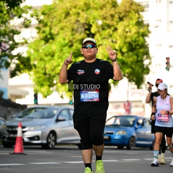 Runner Photo 4061179