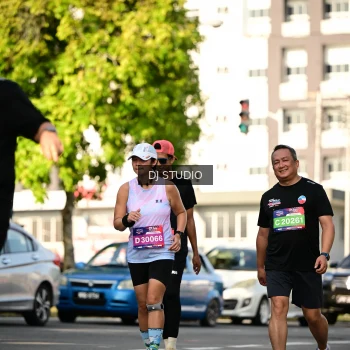 Runner Photo 4061188