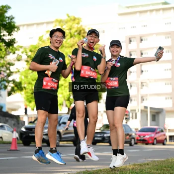 Runner Photo 4061210