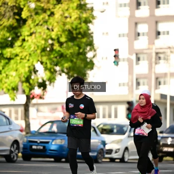 Runner Photo 4061219