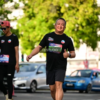 Runner Photo 4061227
