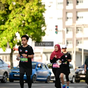 Runner Photo 4061230