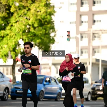 Runner Photo 4061234