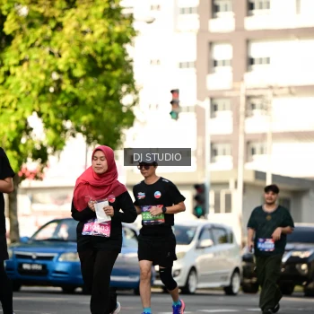 Runner Photo 4061245