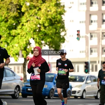 Runner Photo 4061253