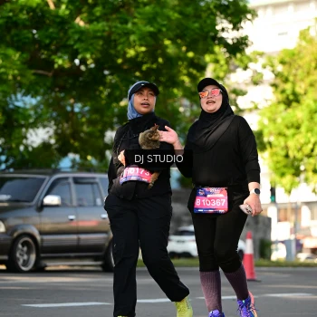Runner Photo 4061255