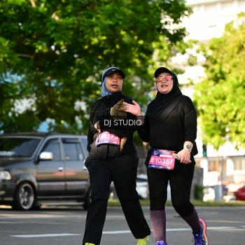 Runner Photo 4061256