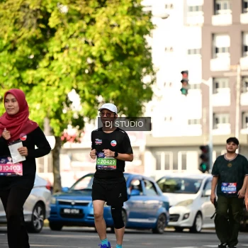 Runner Photo 4061261