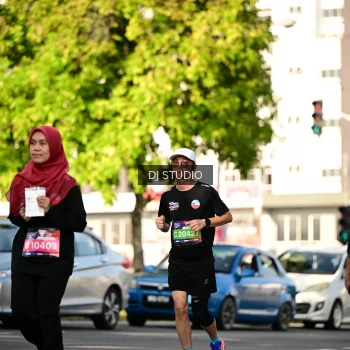 Runner Photo 4061270