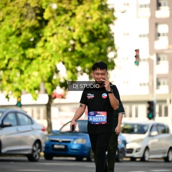 Runner Photo 4061299