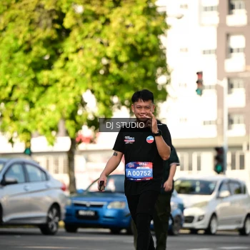 Runner Photo 4061300