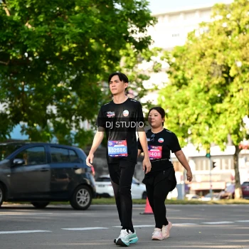 Runner Photo 4061306