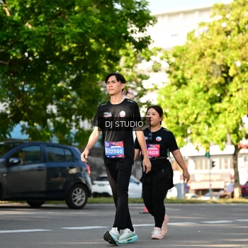 Runner Photo 4061310