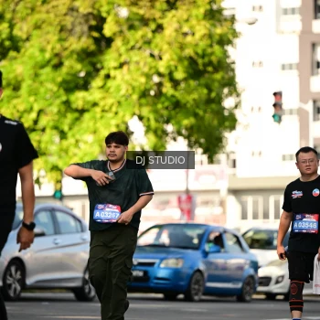 Runner Photo 4061333