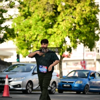 Runner Photo 4061341
