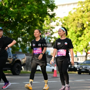 Runner Photo 4061369