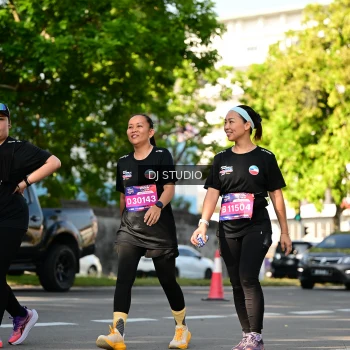 Runner Photo 4061370