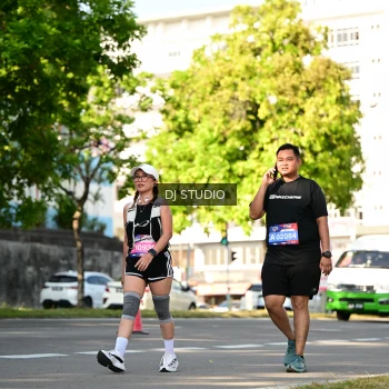 Runner Photo 4061411